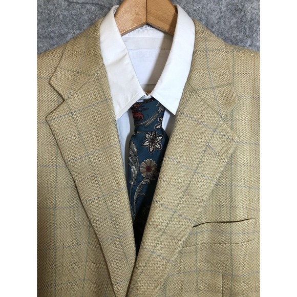 Hickey Freeman Other - Hickey Freeman Tan Blazer with Blue Accents